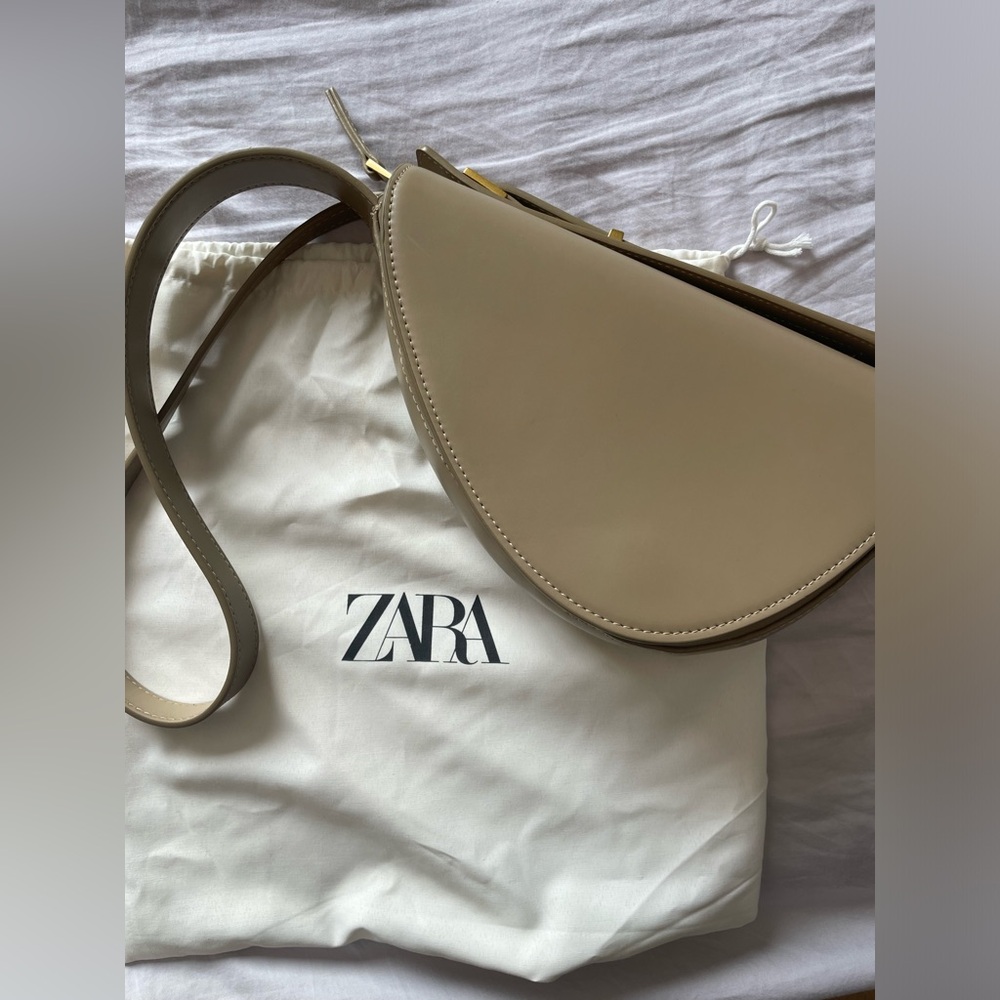 Asymetric Crossbody bag
